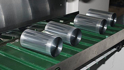 CBB60電機(jī)電容器的優(yōu)點、應(yīng)用以及使用注意事項